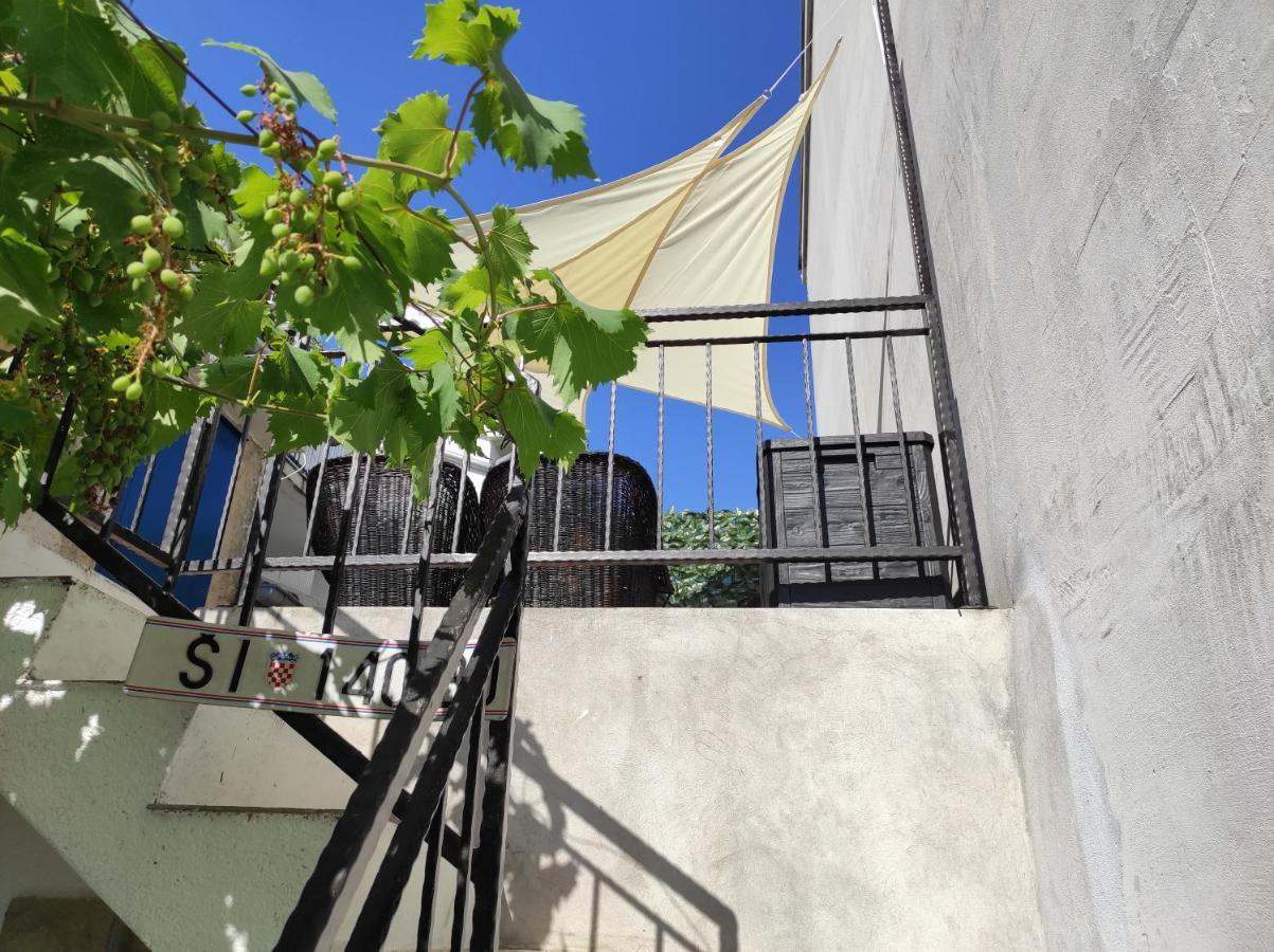 Melon-1, Murter, House For Rest Exterior photo